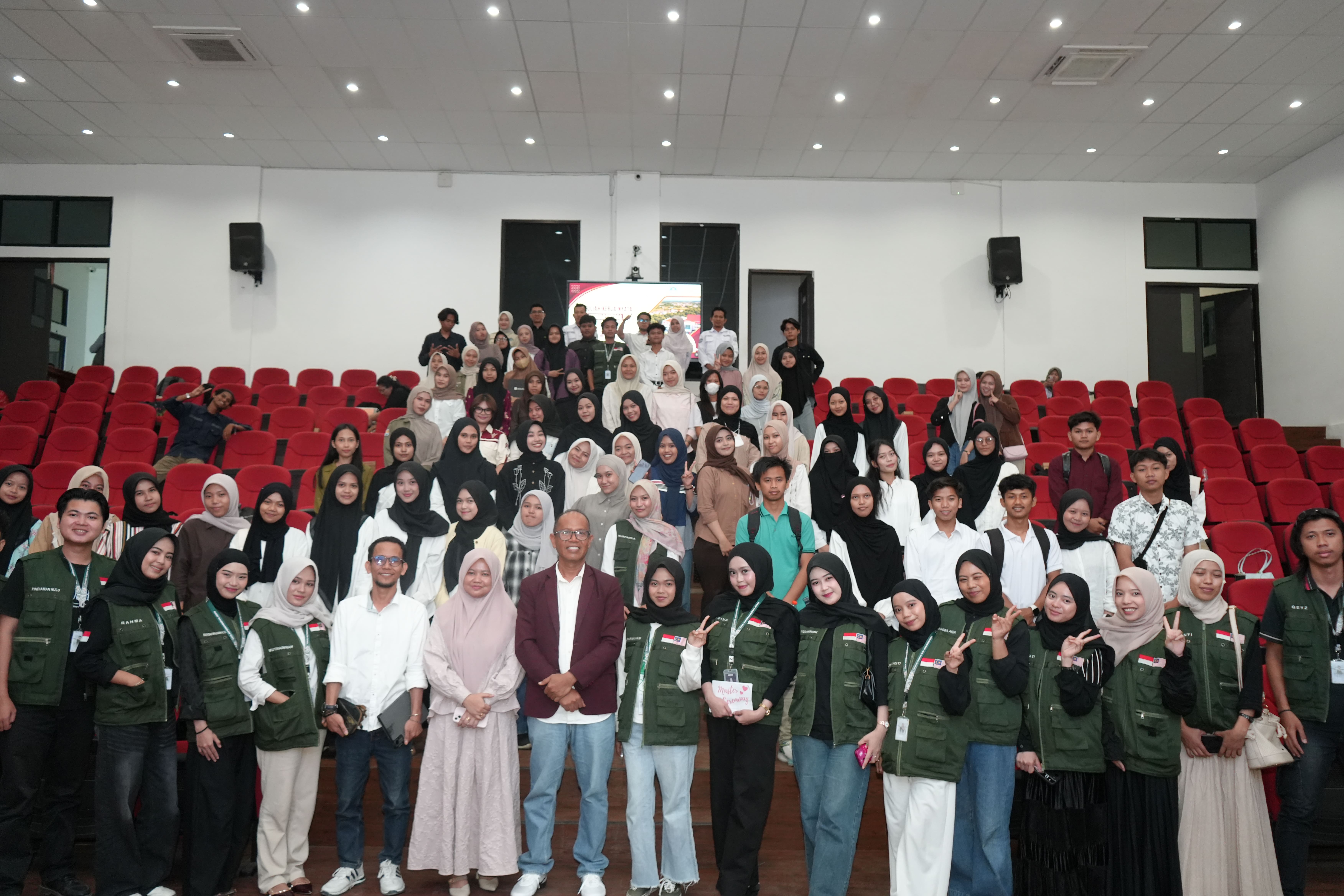 Senin, 7 September 2026 - Dokumentasi Sosialisasi KKN Internasional Unsulbar